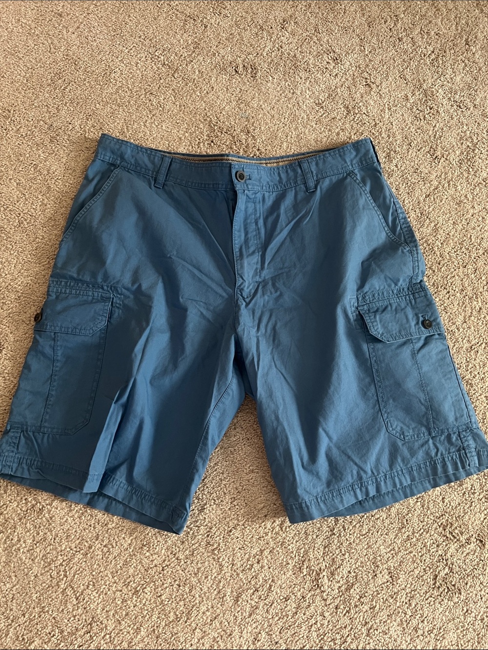 Izod Men's Blue Cargo Shorts